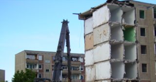 Демонтаж 5 этажного дома Тында, цена от 3732 руб.