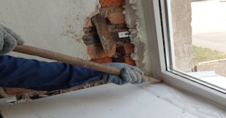 Демонтаж окон в Тынде: цена от 1577 руб. - Сварной-Тнд